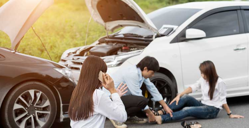7 کار مهم که باید هنگام تصادف با اتومبیل انجام دهید